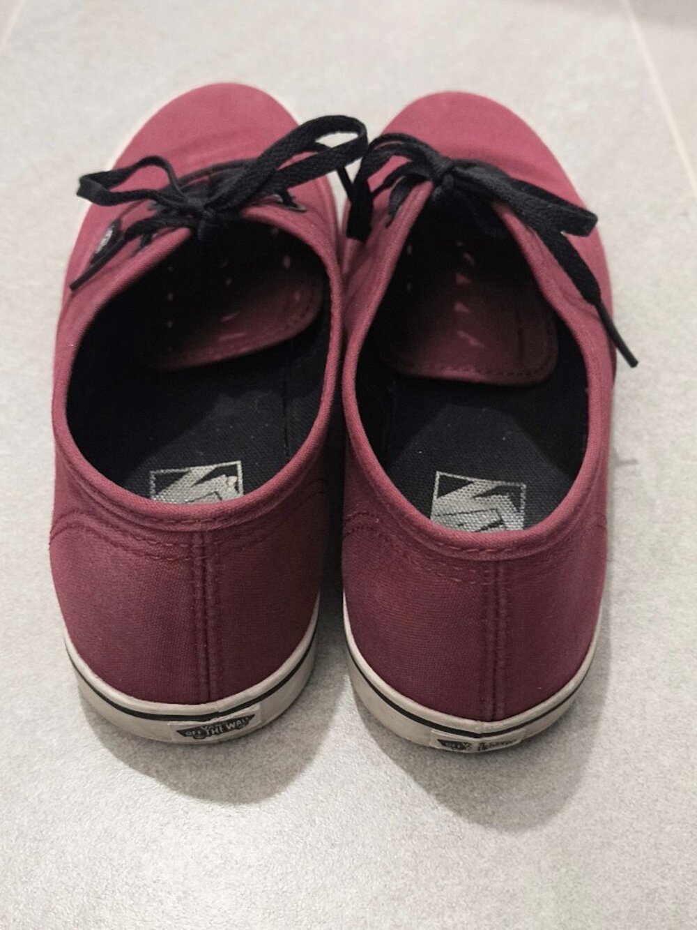 Vans Low Top Burgundy Sneakers - Picture 3 of 7